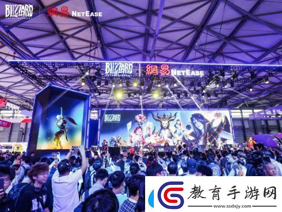 CJ暴雪展臺熱度爆棚！COSER合影、展館活動豐富