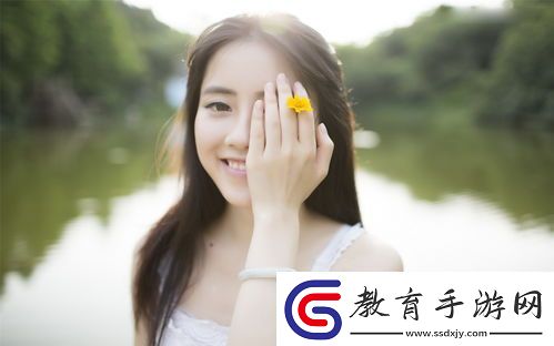 82歲老人找20多歲小伙子