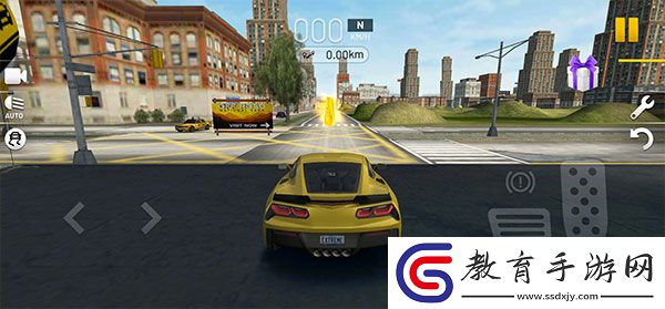 極限汽車駕駛模擬器