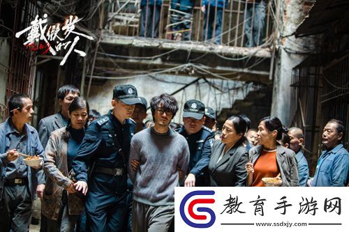 電影戴假發的人官宣定檔11月16日