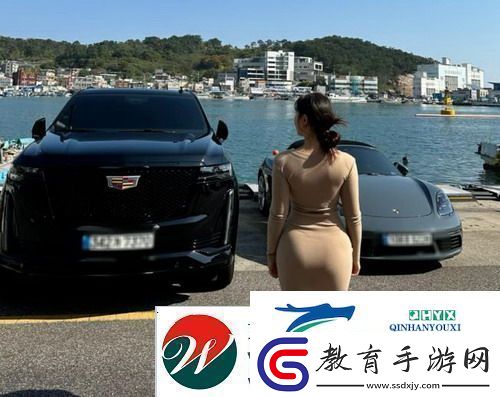 裝睡故意把腿張開給公